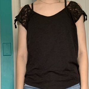 American eagle cold shoulder top